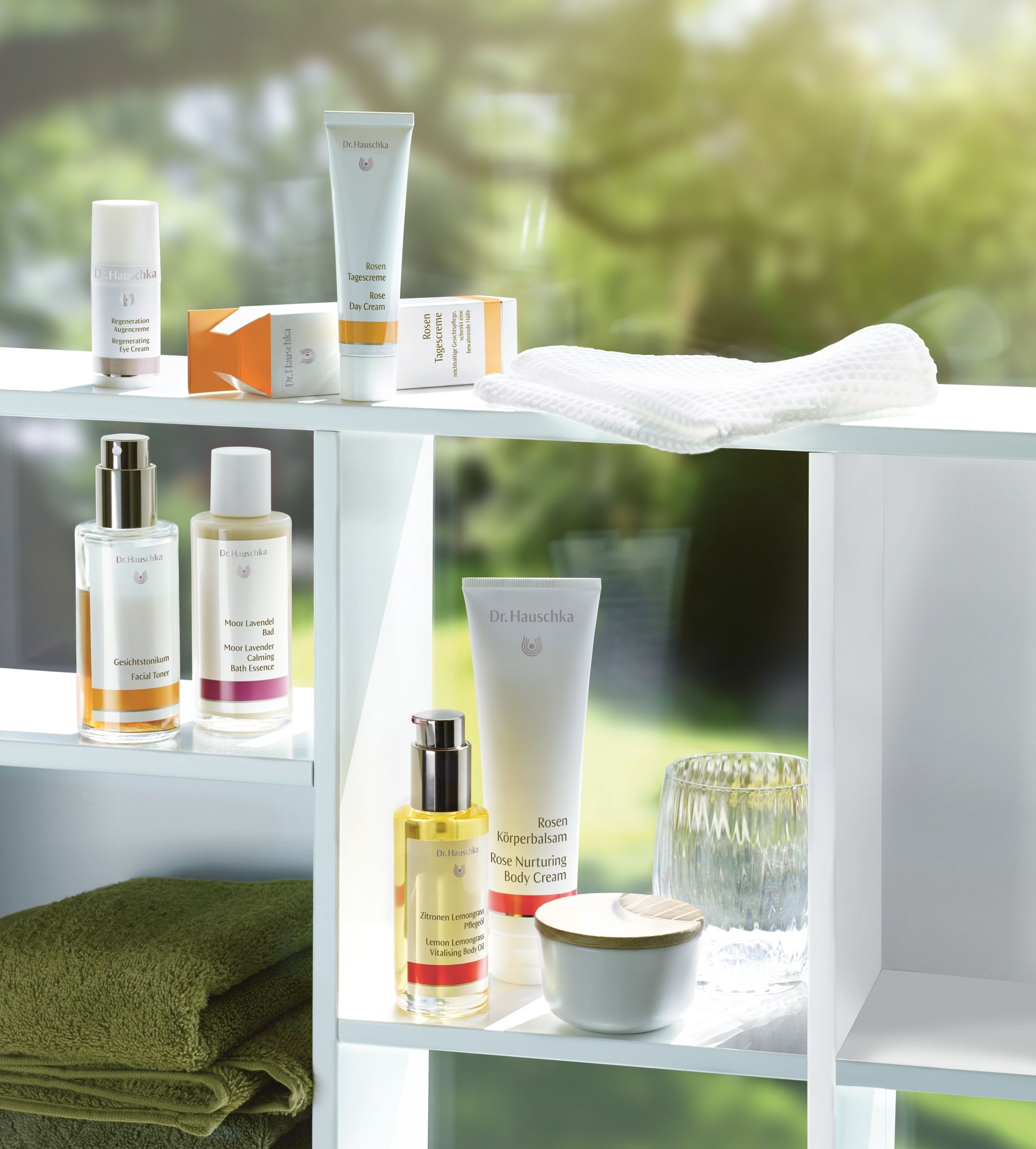 Bio- und Naturkosmetik von Dr. Hauschka 